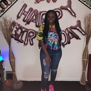 Meet your Posher, Vicie